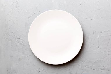 Beton zemin üzerinde boş ışık plakası üst görünümü. Tasarımın için boş boşluk.