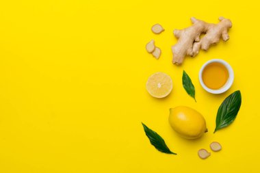 Doğal soğuk algınlığı ve grip ilaçları. Bağışıklık uyarımı ve virüs koruması için doğal malzemeler. Üst görünüm düzlüğü.