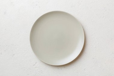 Beton zemin üzerinde boş ışık plakası üst görünümü. Tasarımın için boş boşluk.