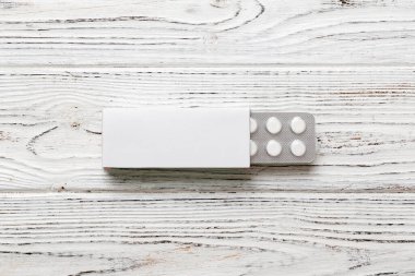 Boş Beyaz Ürün Paket Model Kutusu. Kabarcık görünümlü boş ilaç kutusunu aç.