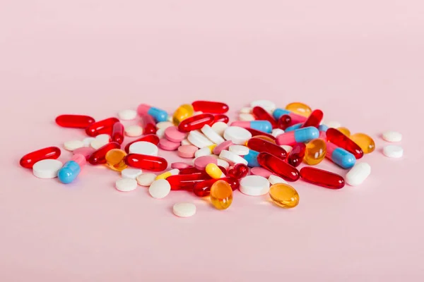 Muchos Diferentes Medicamentos Colores Píldoras Vista Perspectiva Conjunto Muchas Píldoras —  Fotos de Stock