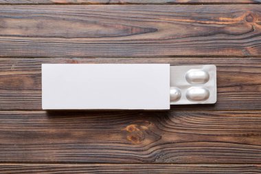 Boş Beyaz Ürün Paket Model Kutusu. Kabarcık görünümlü boş ilaç kutusunu aç.