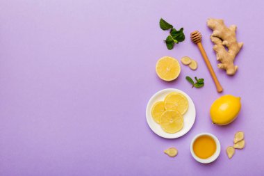 Doğal soğuk algınlığı ve grip ilaçları. Bağışıklık uyarımı ve virüs koruması için doğal malzemeler. Üst görünüm düzlüğü.