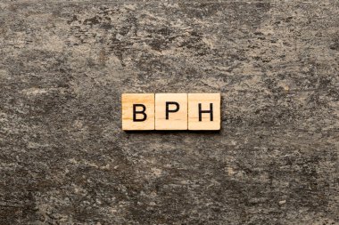 BPH Benign Prostatic Hyperplasia kelimesi yapı taşlarından yapılmıştır, BPH kelimesi tıbbi konsept olarak kullanılır..