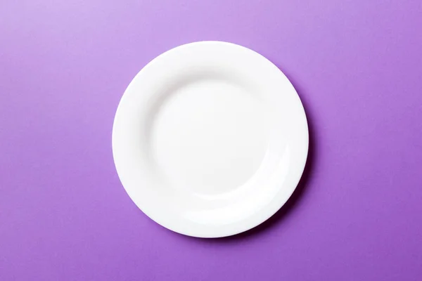 Top View Isolated Colored Background Empty White Plate Food Empty — Stock Photo, Image