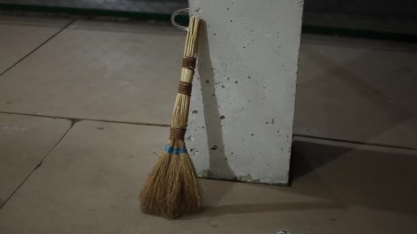Old Broom Indoors House Cleaning Office — Stok Video