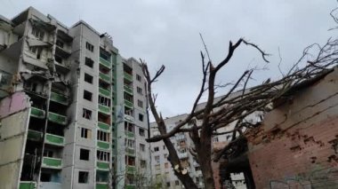 Ukrayna 'nın kuzeyindeki Kyiv yakınlarındaki yıkılmış Chernihiv şehri, hasar, yıkım, altyapı, şehrin kalıntıları terörist saldırılar, sivil nesnelerin bombalanması,.