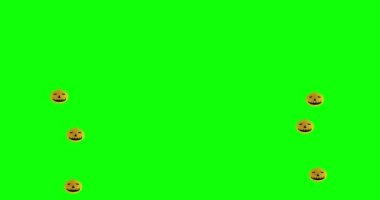 Cadılar Bayramı simgeleri kabak şeklinde yeşil arka planda korkunç gülümseyen yüzler. Kesim için krom anahtar arka planda balkabakları. Cadılar Bayramı kabağı 3 boyutlu animasyonu yeşil arkaplanda izole edildi.