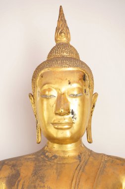 Restorasyon bekleyen altın buddha
