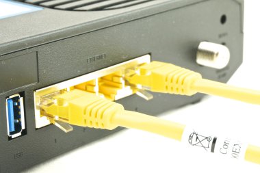 kablo modem yönlendirici ile sarı lan