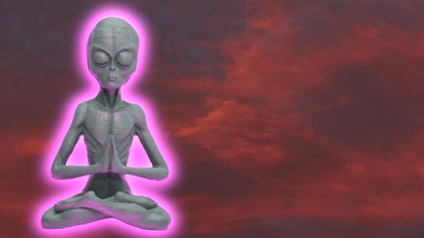 Alieno Che Pratica Meditazione Seduto Una Posizione Loto Sfondo Rosso — Video Stock
