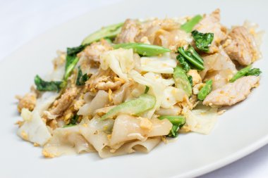 Pad se-ew moo, Tayland gıda