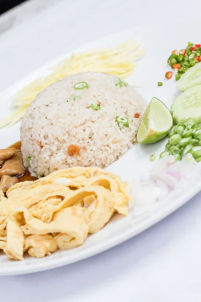 Као Клук Ка Пи, тайская еда — стоковое фото
