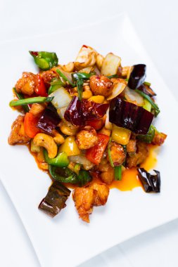 Kai Pad Med Mamuang Himmapan