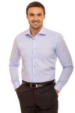 mutlu genç gülümseyen işadamı portresi
