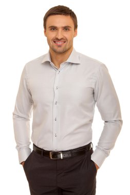 mutlu genç gülümseyen işadamı portresi
