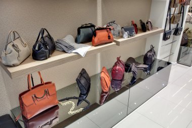 Ladybird deposu. moda çantalar ve aksesuarlar.