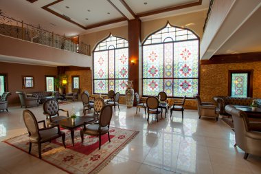 restoranda yan konut kompleksi