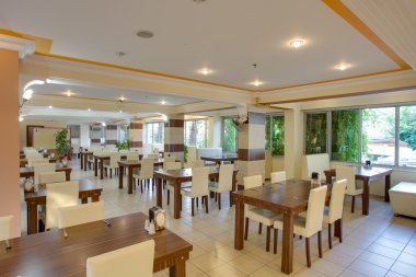 restoranda yan konut kompleksi