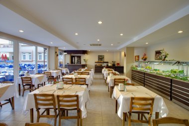 restoranda yan konut kompleksi