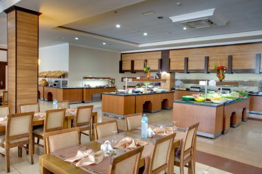 restoranda yan konut kompleksi