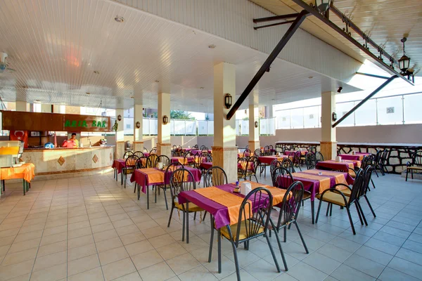 Restaurant in residentieel complex in kant — Stockfoto