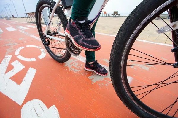 Radfahrer auf dem Radweg — Stockfoto