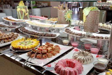 farklı meze ile açık büfe