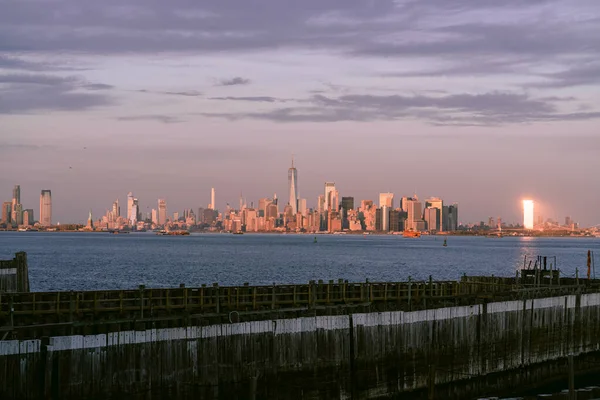 Přívoz Staten Island Zdarma Pohled Manhattan Staten Islandu Západ Slunce — Stock fotografie