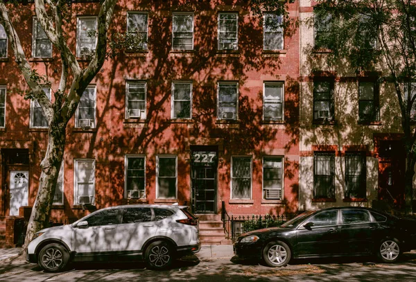 Typical Facades New York City Brown Brick Houses Nyc Usa — Stockfoto