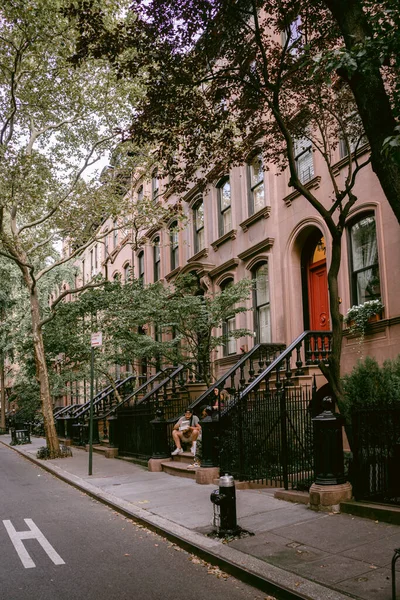 Typical Facades New York City Brown Brick Houses Nyc Usa — Stock Fotó