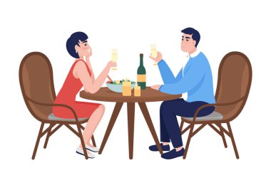 Romantik çift yarı düz renk vektör karakterleri kutluyor. Oturan figürler. Beyazın üstüne tüm vücudu olan insanlar. Yemek, grafik tasarım ve animasyon için izole edilmiş modern çizgi film tarzı illüstrasyon