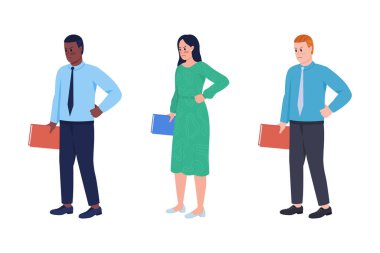 Katı öğretmenler yarı düz renk vektör karakterleri ayarlandı. Beyazın üstüne tüm vücudu olan insanlar. Kızgın profesörler grafik tasarım ve animasyon için modern karikatür tarzı çizimler koleksiyonunu izole ettiler