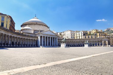 Piazza del Plebiscito, Napoli
