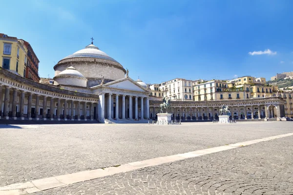 Piazza del plebiscito, Napoli — Stockfoto