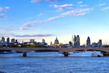 Londra.