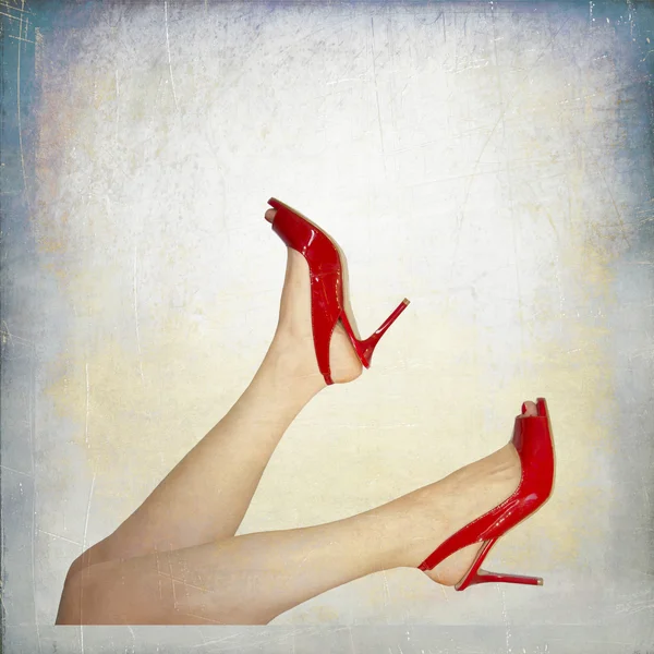 Kaki wanita sempurna memakai sepatu hak tinggi — Stok Foto