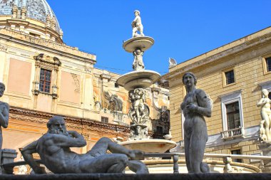 Palermo, Piazza Pretoria clipart