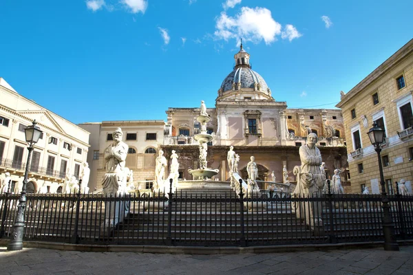 Palermo, Piazza Pretoria — Zdjęcie stockowe