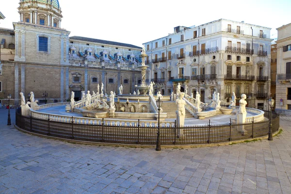 Palermo, Piazza Pretoria — Foto de Stock