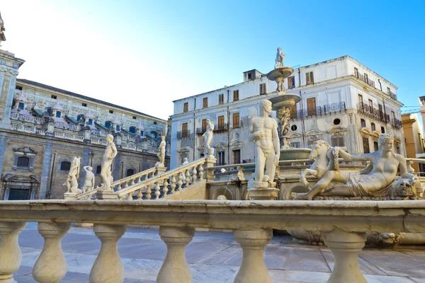 Palermo, Piazza Pretoria — Zdjęcie stockowe