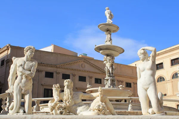 Palermo, a piazza pretoria — Stock Fotó