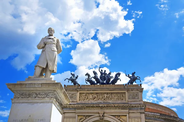 Palermo, Teatro Politeama —  Fotos de Stock