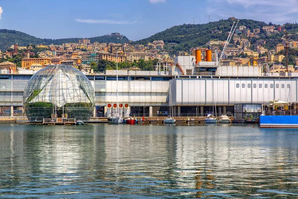 Hermosa Vista Del Antiguo Puerto Génova Con Biosfera Italia — Foto de Stock