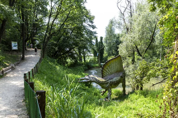 Bussolengo Italy 2019 July Lifesize Reconstruction Giant Dinosaur Natura Viva — Fotografia de Stock