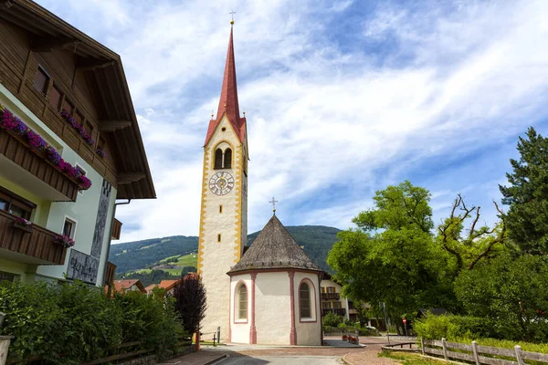 Vacker Utsikt Över Val Pusteria Nära Sjön Braies Sydtyrolen — Stockfoto