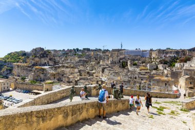 MATERA, İtalya 2021, 6 Ağustos: Matera 'nın güzel manzarası. Basilicata şehri. UNESCO Mirası