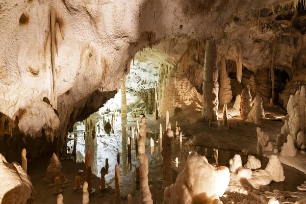 Όμορφη Θέα Των Σπηλαίων Frasassi Grotte Frasassi Ένα Τεράστιο Σύστημα — Φωτογραφία Αρχείου
