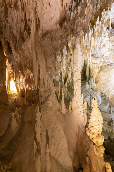 Hermosa Vista Las Cuevas Frasasassi Grotte Frasasassi Enorme Sistema Cuevas — Foto de Stock