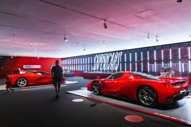 MARANELLO, İTALYA 2021, 10 Ağustos: Ferrari Müzesi Maranello, Modena, Emilia Romagna